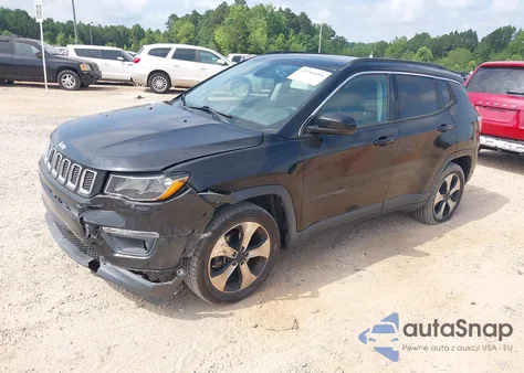 2018 Jeep Compass Latitude Fwd z USA, uszkodzony, nr VIN 3C4NJCBB5JT125499